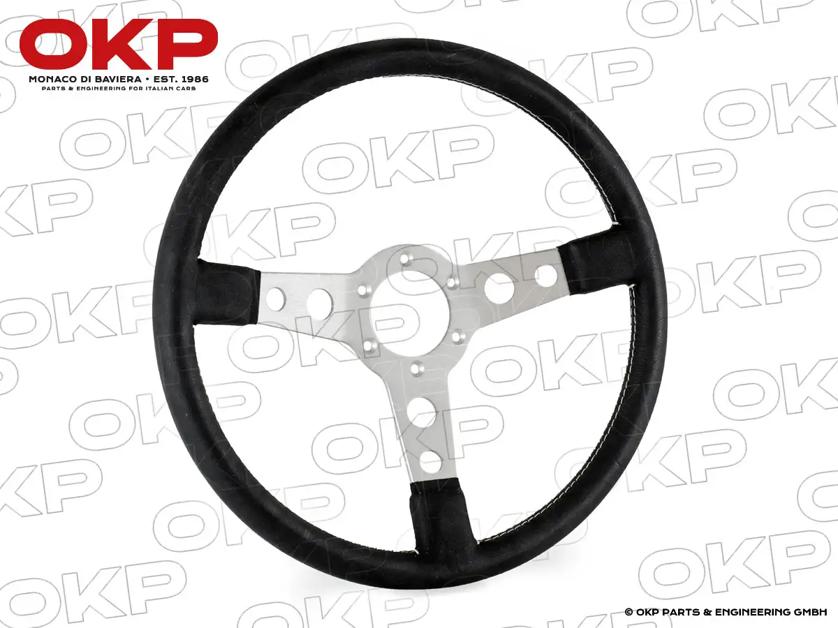 MOMO Competizione 246 steering wheel 350mm