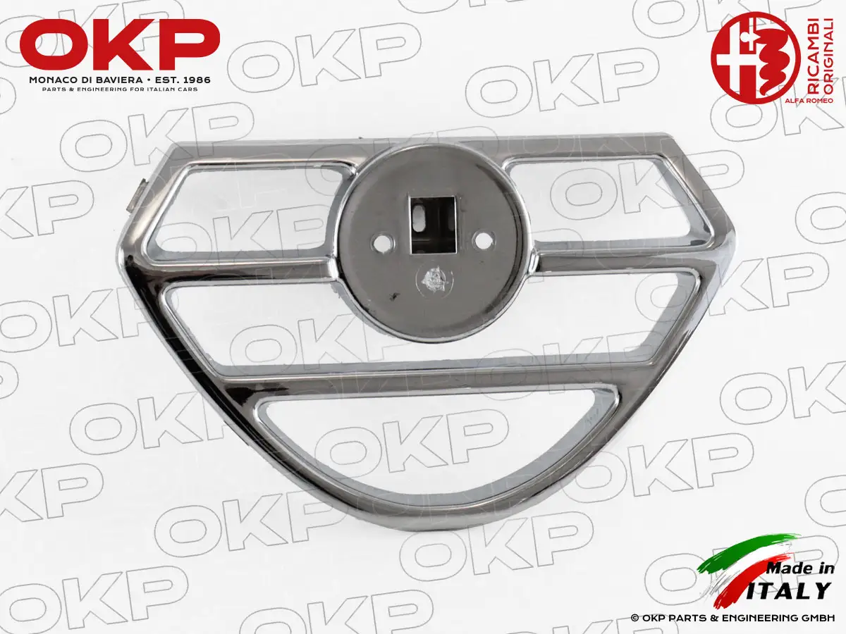 Kühlergitter mitte chrom Alfa 90