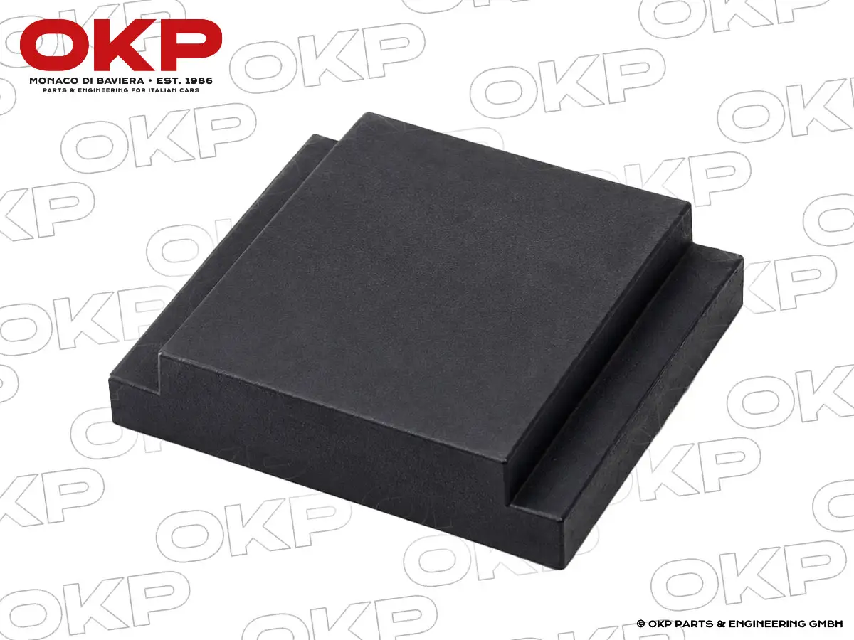 Rubber block for valve cover gasket Montreal